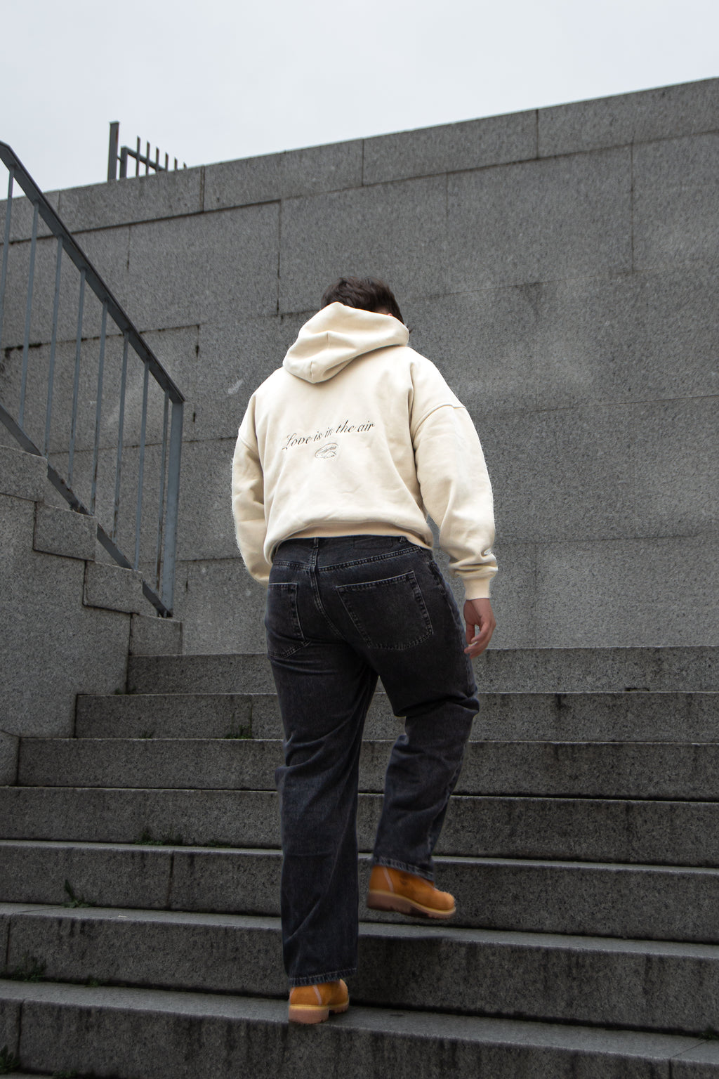 "WHITE CLOUDS" ZIPPER JACKET